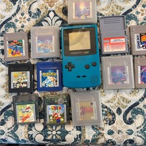 Nintendo Game Boy Color Teal + 10 games